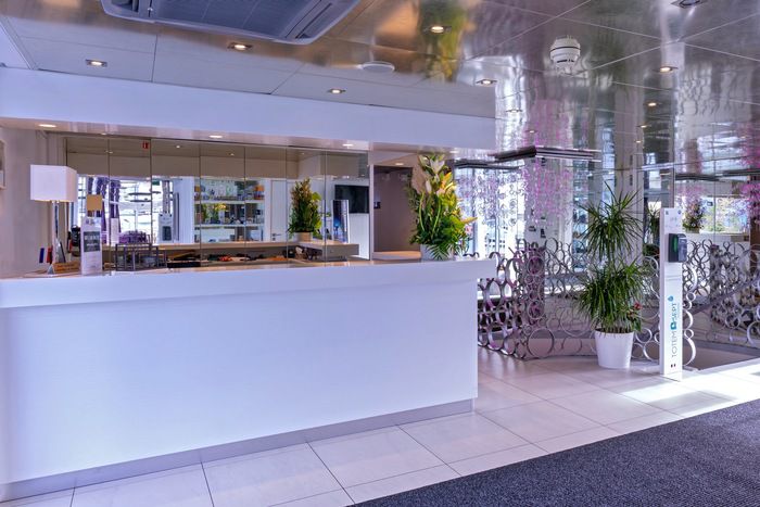 Reception Desk